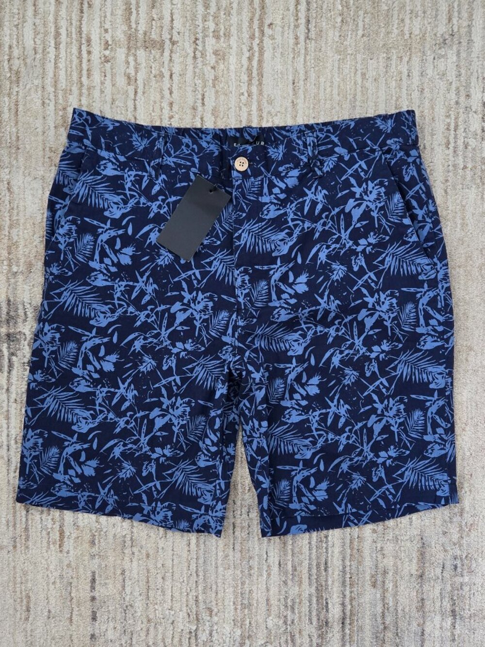 NWT Five Four Molokai Modern Shorts Mens Hawaiian Palm Print 34